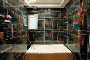 Alaya Stays - Imperial Mystara 5BHK near Khandala Hills