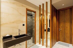 Alaya Stays - Imperial Mystara 5BHK near Khandala Hills