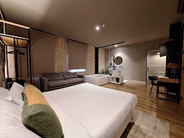 Saman Boutique Hotel