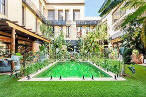 Saman Boutique Hotel