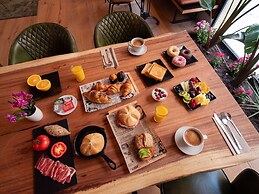 Saman Boutique Hotel