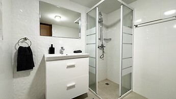 Flora Beachfront Larnaca Finikoudes