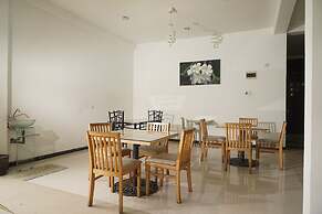 Akoya Pearl Hotel