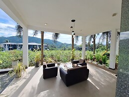 Akoya Pearl Hotel