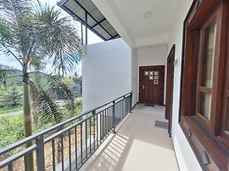 Akoya Pearl Hotel