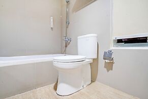 Dancenter Promenade Near Cihampelas Walk