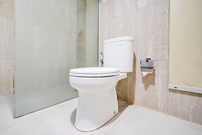 Dancenter Promenade Near Cihampelas Walk