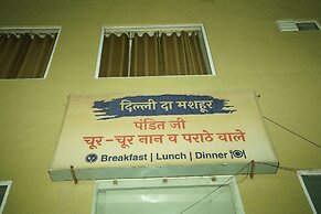 Hotel Divine Aura - A Premium Hotel