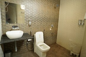 Hotel Divine Aura - A Premium Hotel