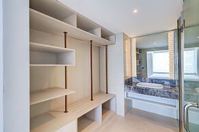 Sunday Hotel Sunset Road Near Trans Studio Mall