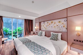 Sunday Hotel Sunset Road Near Trans Studio Mall