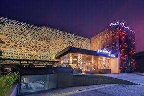 Sunday Hotel Sunset Road Near Trans Studio Mall