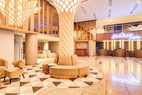 Sunday Hotel Sunset Road Near Trans Studio Mall