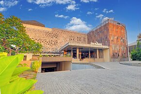 Sunday Hotel Sunset Road Near Trans Studio Mall