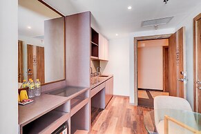 Sunday Hotel Sunset Road Near Trans Studio Mall