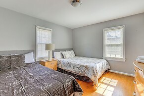 Half-mi to Pool & Golf: Atlanta Home w/ Veranda!