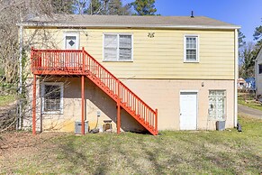 Half-mi to Pool & Golf: Atlanta Home w/ Veranda!