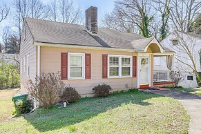 Half-mi to Pool & Golf: Atlanta Home w/ Veranda!