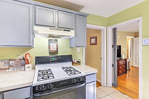 Half-mi to Pool & Golf: Atlanta Home w/ Veranda!