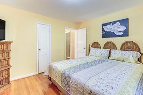 Half-mi to Pool & Golf: Atlanta Home w/ Veranda!