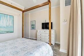 Walk to Beach: Luxury Biloxi Condo w/ Pool Access!