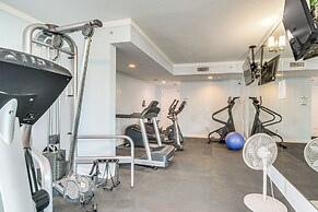 Walk to Beach: Luxury Biloxi Condo w/ Pool Access!