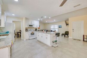 Saltwater Pool & Lanai: Lehigh Acres Escape!