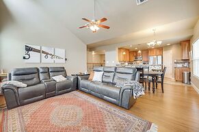 6 Mi to Water: Spacious Canyon Lake Home