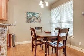 < 1 Mi to Comal Park: Peaceful Duplex w/ Yard!