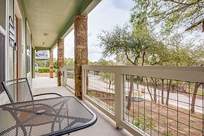 < 1 Mi to Comal Park: Peaceful Duplex w/ Yard!
