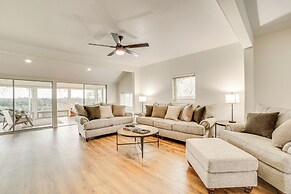 1 Mi to Table Rock Lake: Home w/ Furnished Patio!