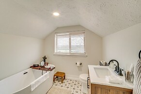 1 Mi to Table Rock Lake: Home w/ Furnished Patio!