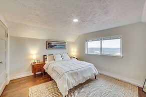 1 Mi to Table Rock Lake: Home w/ Furnished Patio!