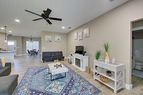 8 Mi to State Park: Home w/ Fenced Yard in Lindale