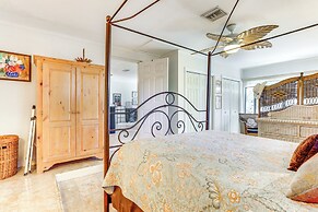 Englewood Bungalow 1 Mi to Beach: Pets Welcome!