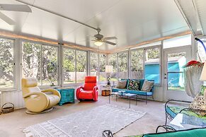 Englewood Bungalow 1 Mi to Beach: Pets Welcome!