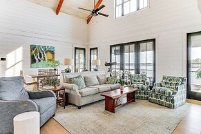 Luxe Lake Greenwood Retreat: Dock & Deck!