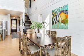 Luxe Lake Greenwood Retreat: Dock & Deck!