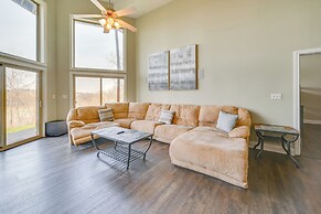 Lake Cumberland Home w/ Hot Tub & Game Room