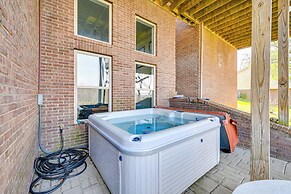 Lake Cumberland Home w/ Hot Tub & Game Room