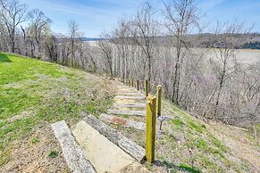 Lake Cumberland Home w/ Hot Tub & Game Room