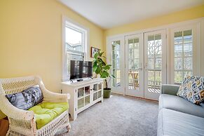 Walk to Beach: Cape May Home w/ Screened Patio!