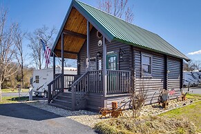 Fire Pit + Pool Access: Cozy Cabin in Sevierville!