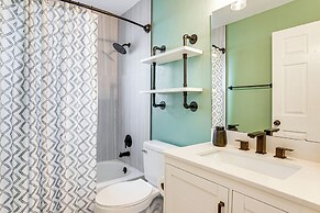 Disney World Family Retreat w/ Private Pool!