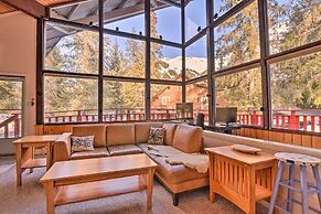 Girdwood Getaway w/ Slope Views: Walk to Lift!