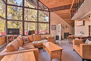 Girdwood Getaway w/ Slope Views: Walk to Lift!