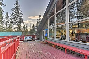 Girdwood Getaway w/ Slope Views: Walk to Lift!
