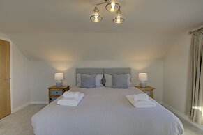 Linden House Fortrose