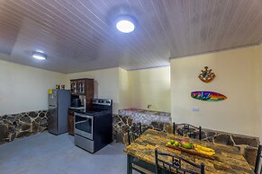 Chill Surf Getaway 1 Min Walk to the Beach