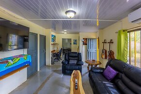 Chill Surf Getaway 1 Min Walk to the Beach